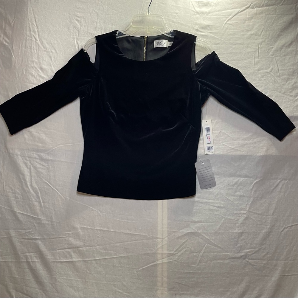 Eliza J velvet cold shoulder back zip blouse NWT